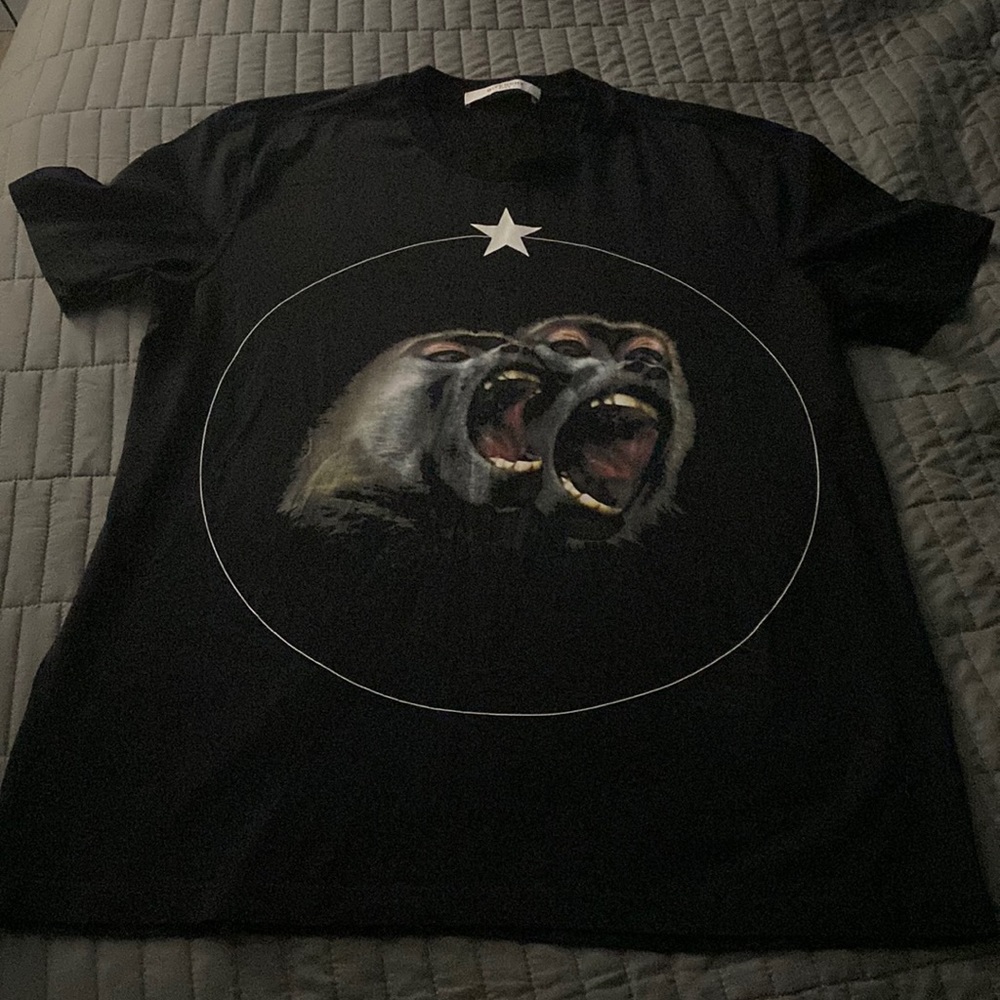 Givenchy men tshirt
